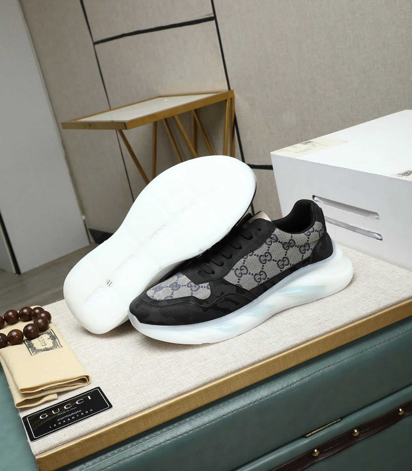 Men's shoes💰440 GUCCI🔍🔍Latest spring style On sale at the same time at the counter, original calfskin imported from Italy, genuine leather lining, (high-end, luxury, and class) exquisite workmanship, soles: original soles specially provided by the original factory, ⚠Exclusive double-layer movable molded soles are super comfortable⚠, real photos🎬The real ones are better🔍🔍"High quality·Follow the order" code number 38-44